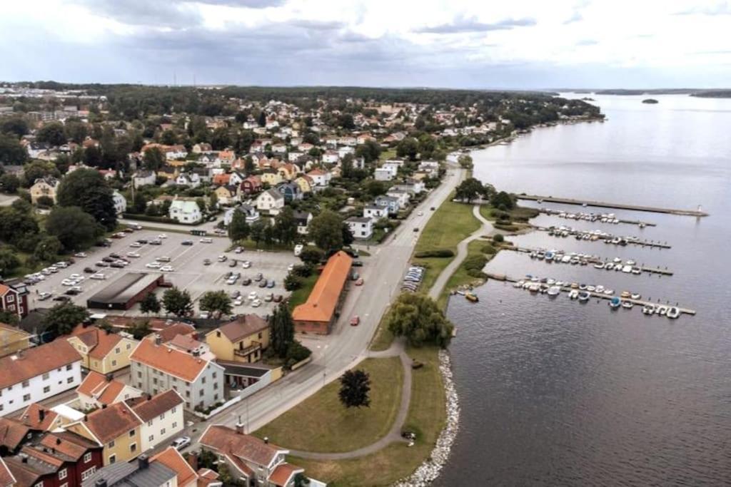 Central Laegenhet I 1700-Talshus Vastervik Luaran gambar