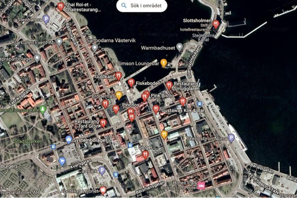Central Laegenhet I 1700-Talshus Vastervik Luaran gambar